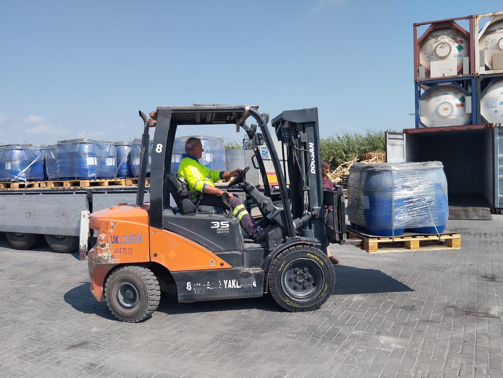 Ferro silicon pallet loading