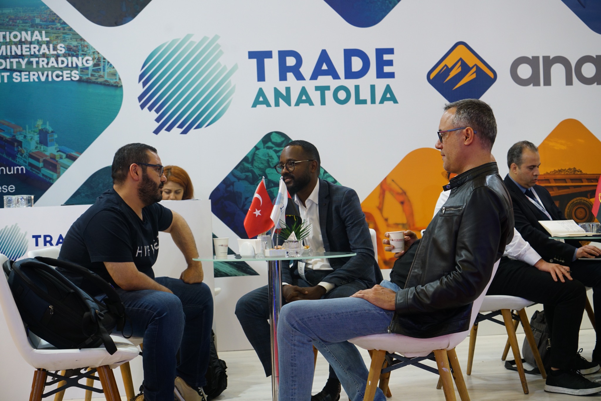 Business discussion at the Trade Anatolia stand